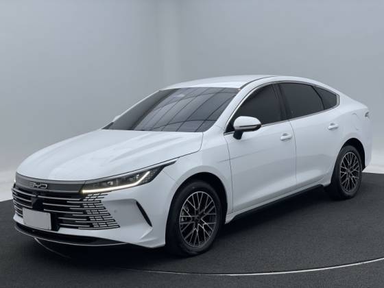 BYD KING 1.5 DM-I PHEV GS AUTOMÁTICO BYD KING 1.5 DM-I PHEV GS AUTOMÁTICO